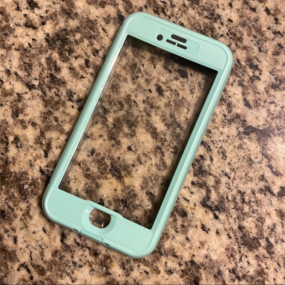 SOLD Lifeproof water proof phone case